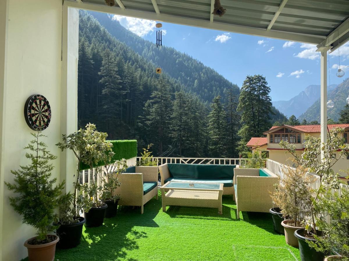 Hotel Royal Castle à Kasol Extérieur photo