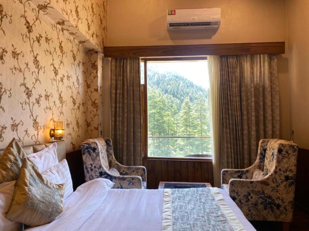 Hotel Royal Castle à Kasol Extérieur photo