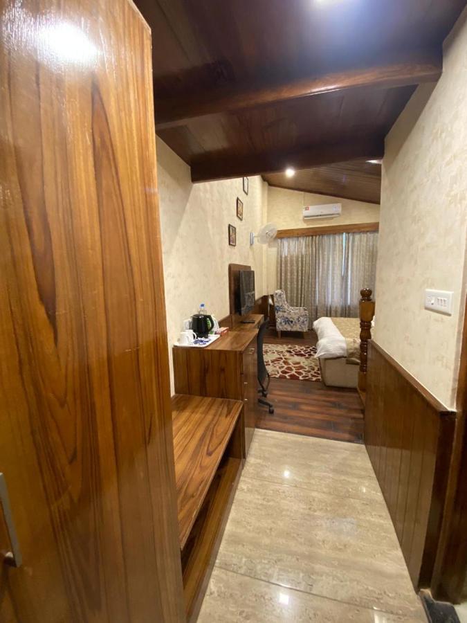 Hotel Royal Castle à Kasol Extérieur photo