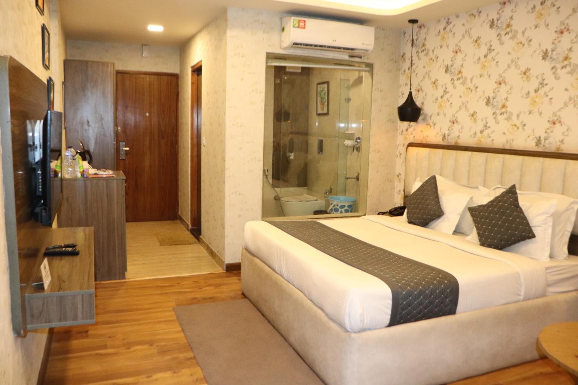 Hotel Royal Castle à Kasol Extérieur photo